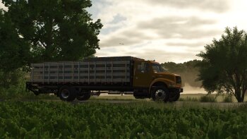 International 4900 Stakebed для Farming Simulator 2025