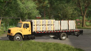 International 4900 Stakebed для Farming Simulator 2025