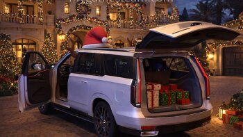 Cadillac Escalade V 2023 для Farming Simulator 2025