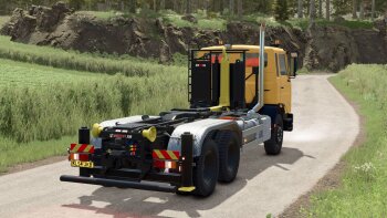Renault M230 ITrunner для Farming Simulator 2025