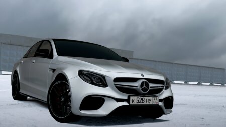 Mercedes-Benz W213 E63S AMG